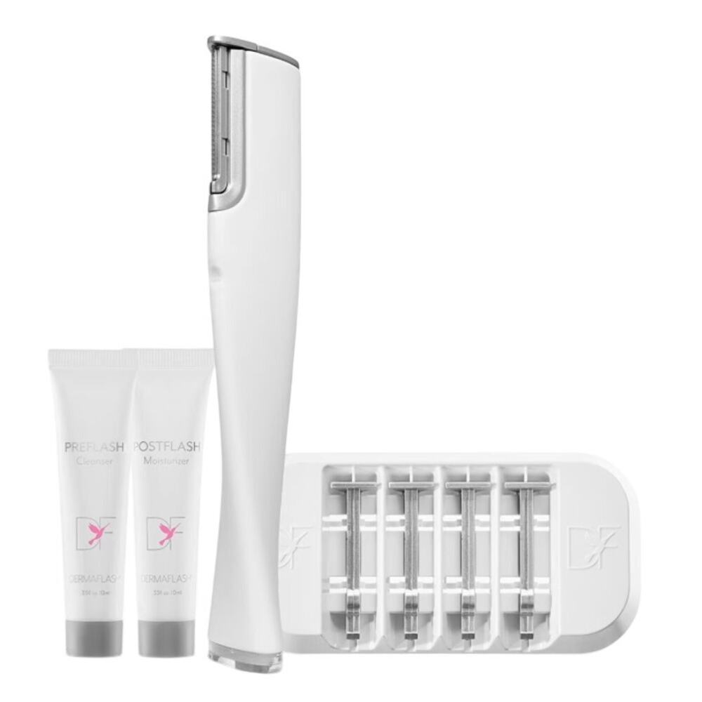 DERMAFLASH 2.0 Luxe Anti-Aging Dermaplaning Exfoliation Device in White​